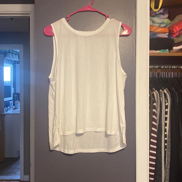 Two NWOT Active Wear Crop Tops - Picture 2 of 4
